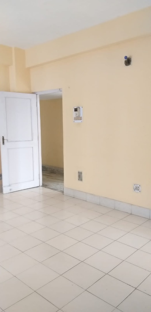 Semi Furnished 3bhk in Ratnagiri Road, Bamunimaidan, Guwahati, Assam, India for Rent